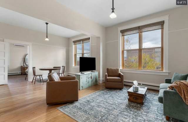 Stunning 2-Bedroom Downtown Hamilton Apartment — Modern Comfort Meets Historic Charm - 165 South 2nd Street, Hamilton, MT 59840