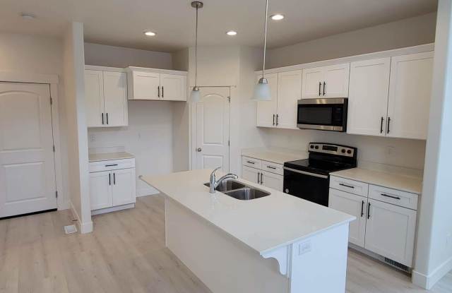 4174 Hardman Way Gallery 2