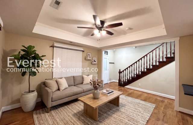 210 East Kay Street Gallery 3