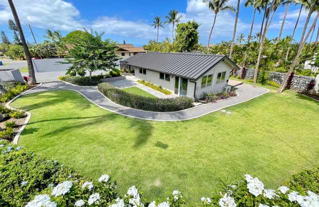 Island Living in a Renovated 2-Bed, 2-Bath Unfurnished Maui Meadows Retreat Gallery 1