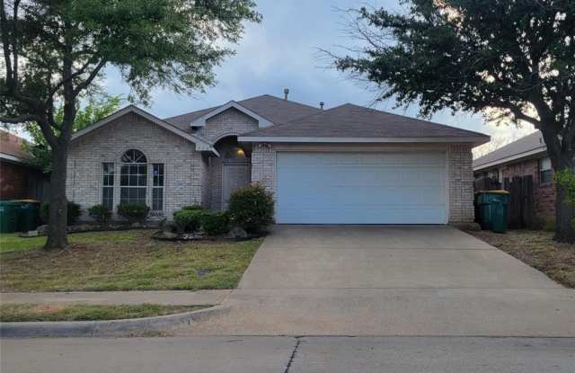 713 Sunflower Lane - 713 Sunflower Lane, Cedar Hill, TX 75104