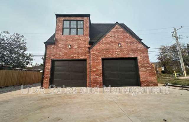 911 NE 16th St C photos photos