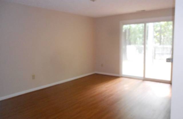 245 Anne Drive Gallery 4