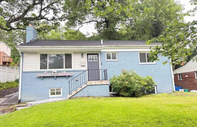 2419 VALLEY WAY photos photos