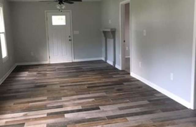 543 Homer Avenue NW Gallery 3