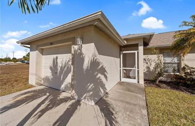 845 SE 8th Ter lot: 4 Gallery 2