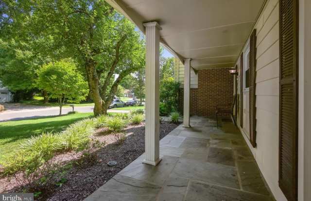 12904 N COMMONS WAY Gallery 4
