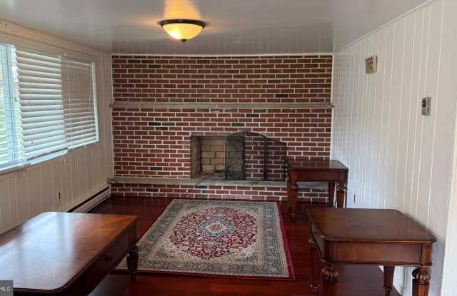 1020 SPUR Road Gallery 3
