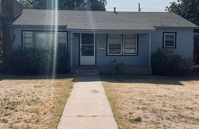 Adorable 3/2 Home in Central Lubbock! Great Location and Amenities! photos photos