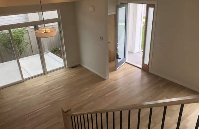 612 W Grange Ct Gallery 4