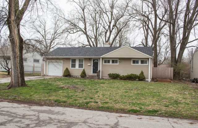 3-bedroom, 1-bathroom home located in the heart of Kansas City, MO PRICE DROPPED TO $1,199!!! - 7400 East 109th Street, Kansas City, MO 64134