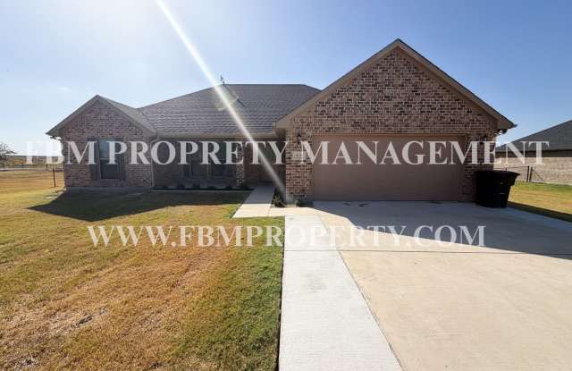 410 Krajca Rd - Amazing 3 Bedroom, 2 bathroom Home in Bardwell, TX! Gallery 1