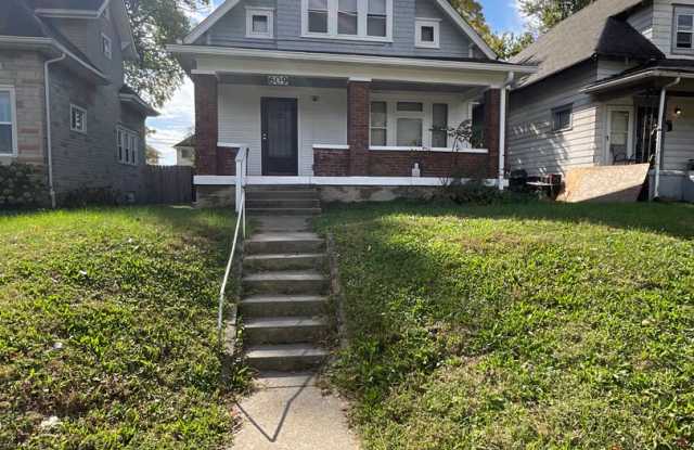 2 bedroom 1 Bath Single Home Gallery 1