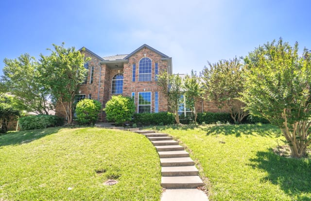 728 Robin Meadow Dr - 728 Robin Meadow Drive, DeSoto, TX 75115