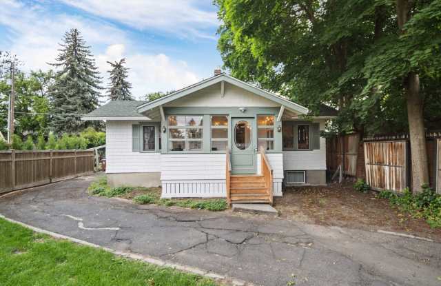 Charming 2BD Manito Bungalow (Furnished) photos photos