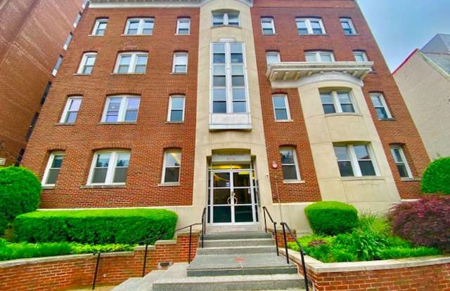 Dupont - West End Fabulous studio with decorative Fireplace & W/D photos photos