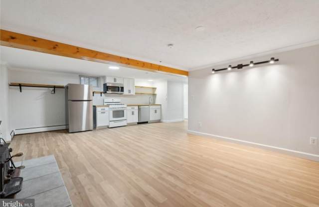 6414 HARTHORN AVE Gallery 3