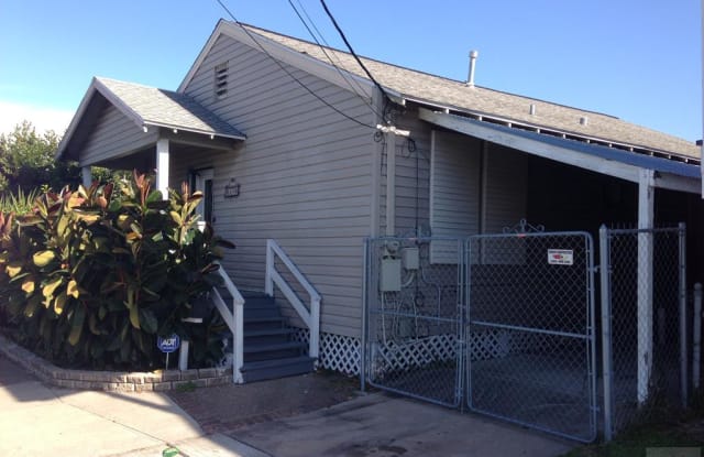 2102 53rd - 2102 53rd St, Galveston, TX 77551