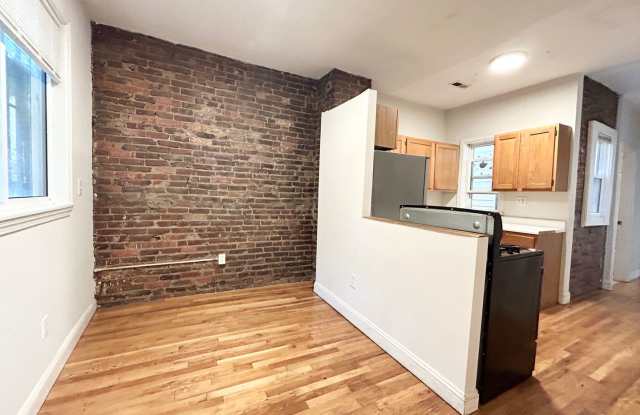 'Centrally Located' is an UNDERSTATEMENT Here, Folks! photos photos