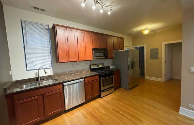 3917 W Altgeld St Gallery 1