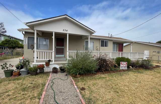 Charming 3-Bedroom Home with Large Yards & Detached 2-Car Garage in Imperial Beach photos photos