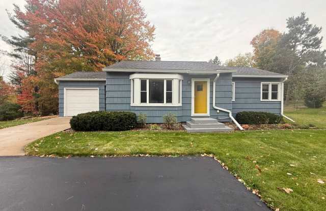 3 Bed 1 Bath Single Family Home in Wausau photos photos 3 Bed 1 Bath Single Family Home in Wausau photos photos