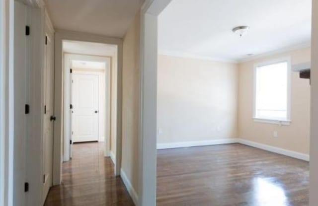 4801 Washington Gallery 2