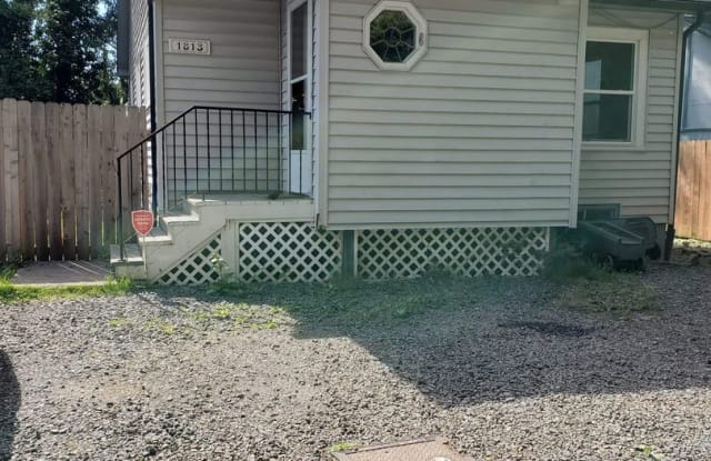 1813 Rocky Point Rd NW Unit A - 1813 Rocky Point Road, Bremerton, WA 98312