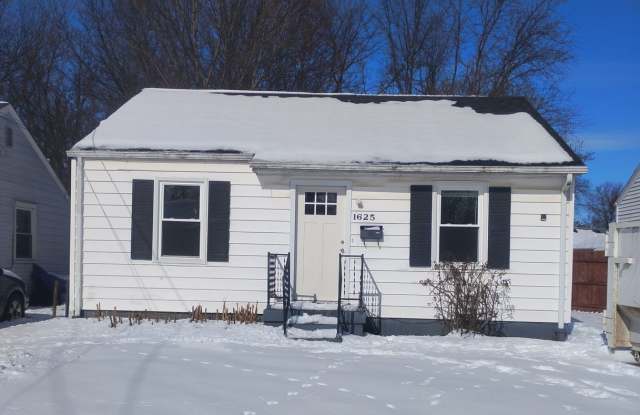 Lovely Longfield 2 Bedroom photos photos