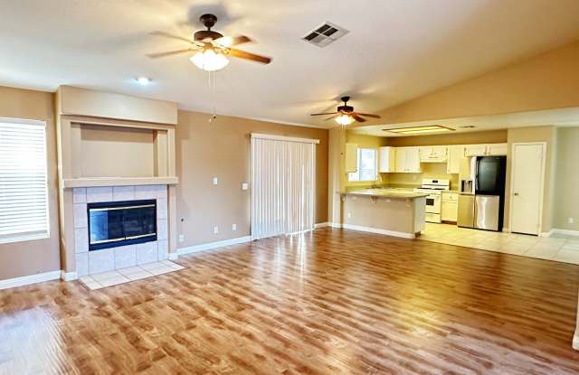 320 Mirasol Way Gallery 2
