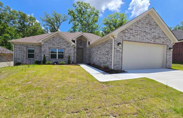5009 Springwood Circle Gallery 1