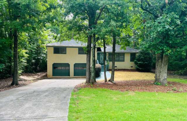 Prime Newnan location, newly renovated, private and wooded lot, 2 car garage, must see! photos photos
