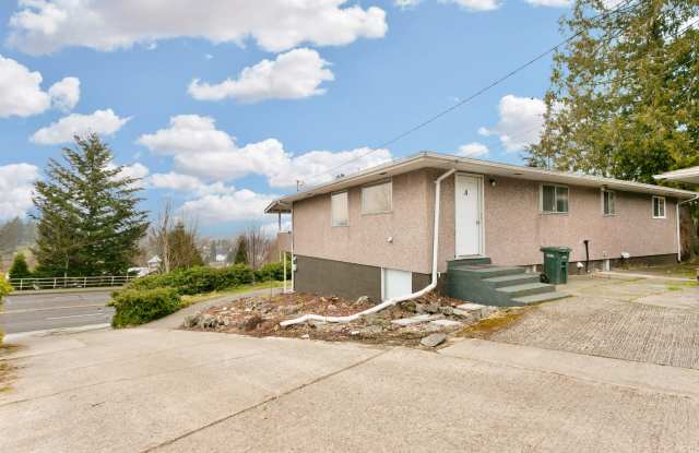 2205 South Meridian - A - 2205 South Meridian, Puyallup, WA 98372