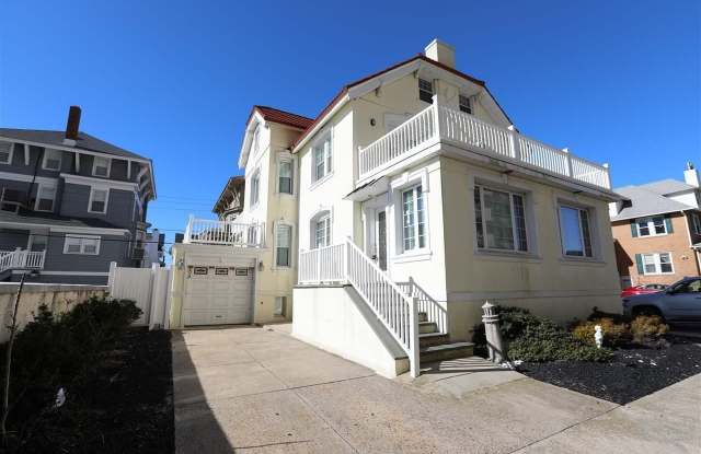 104 S Oakland Ave photos photos