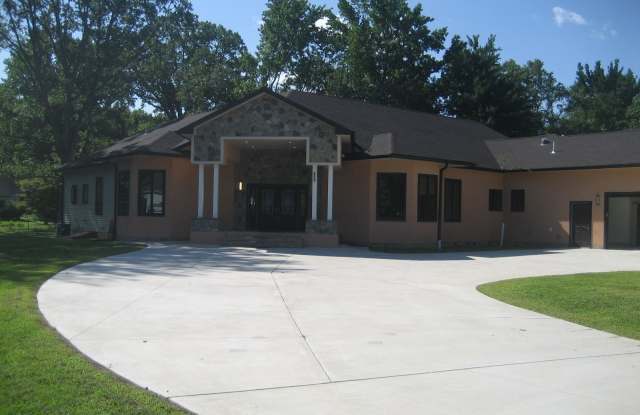 639 HIGHLAND AVENUE Gallery 2