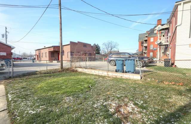 Charming 3-Bedroom Single-Family Home for Rent Gallery 4