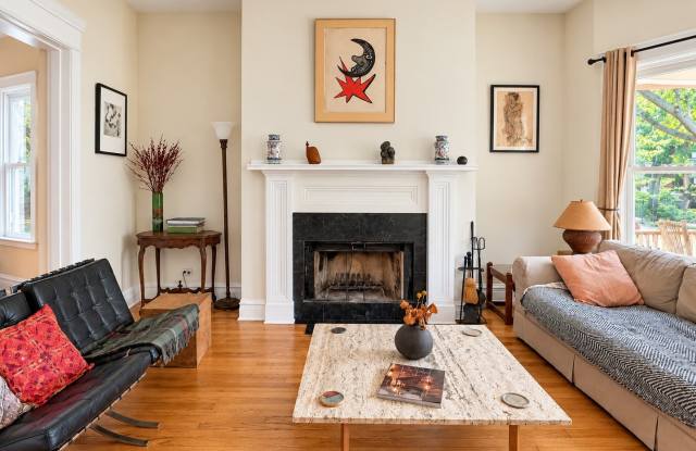 5415 N Wayne Avenue Gallery 4