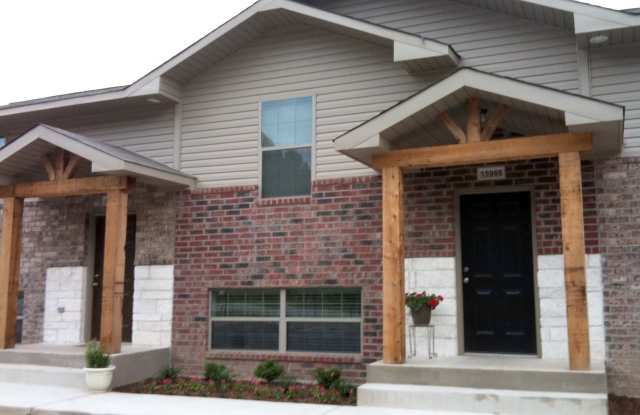 Coming Soon! Mission Ranch- 2 Bedroom Duplex for Rent in Lindale! - 16020 Farm to Market Road 16, Smith County, TX 75771