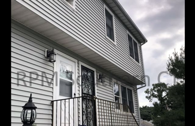 60 Cos Cob Ave - 60 Cos Cob Avenue, Cos Cob, CT 06807 60 Cos Cob Ave - 60 Cos Cob Avenue, Cos Cob, CT 06807