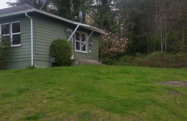 3324 Tarabochia St. Gallery 4