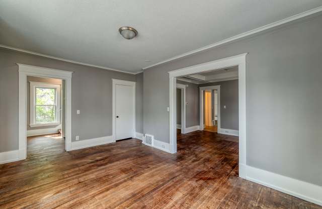 619 M.l.k. Jr St Se Gallery 4
