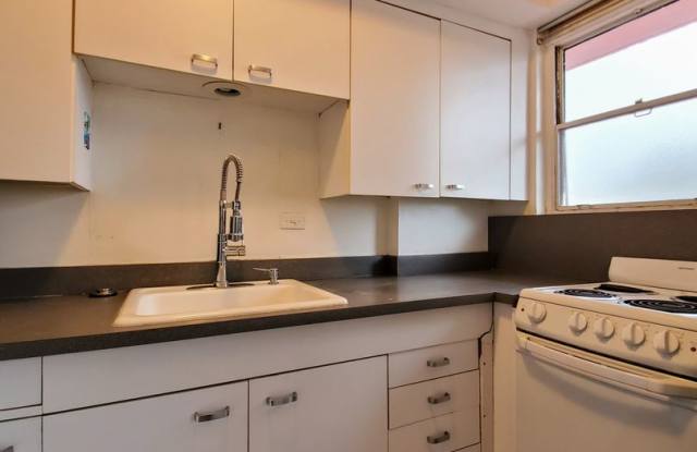 Available now: | 1 Bedroom, 1 Bathroom in Waikiki Cove. Gallery 4