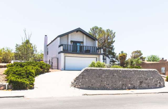 Fully Furnished Spacious 3BR House in Las Cruces; Close to NMSU and Hospitals; Outdoor Dream-space! photos photos