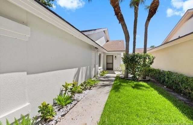 264 E River Park Drive Gallery 2
