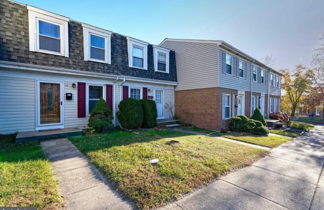 10 BEYDA COURT - 10 Beyda Court, Carney, MD 21236