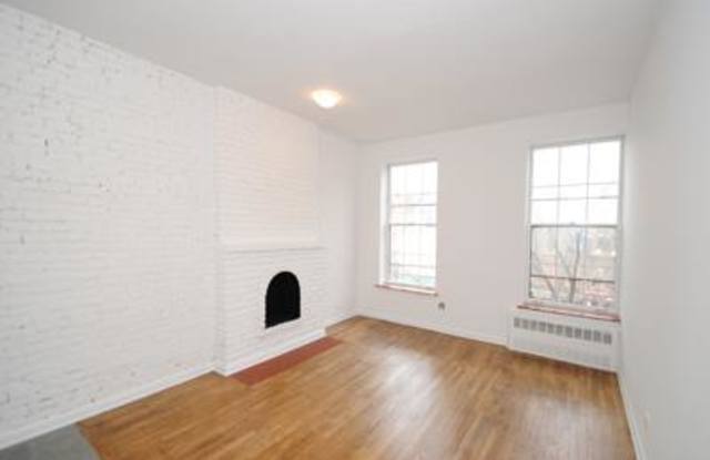 184 Ninth Avenue Gallery 3