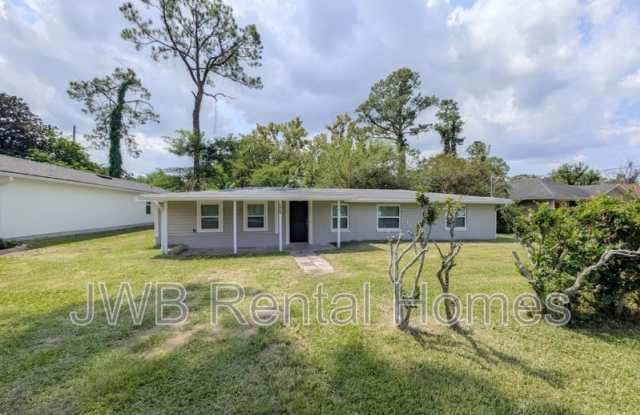 7904 India Ave photos photos