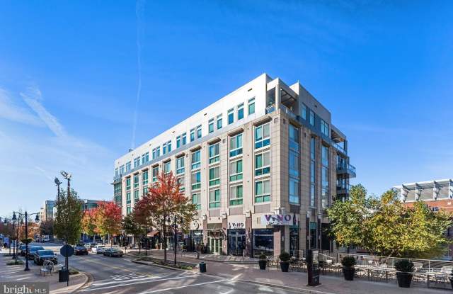 147 WATERFRONT Street unit: 402 photos photos