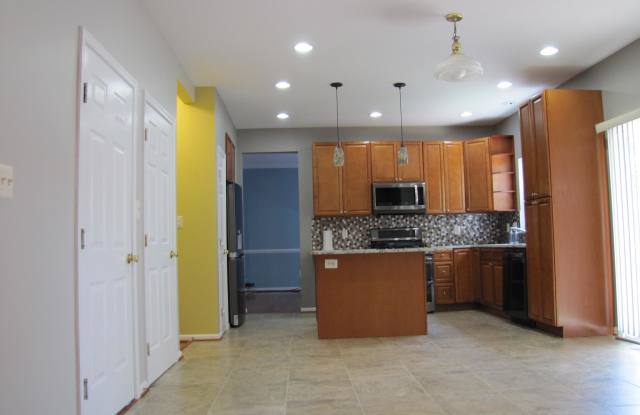 13004 GORHAM WAY Gallery 4
