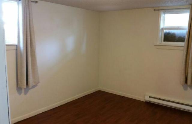 514 1/2 Avenue E Gallery 2